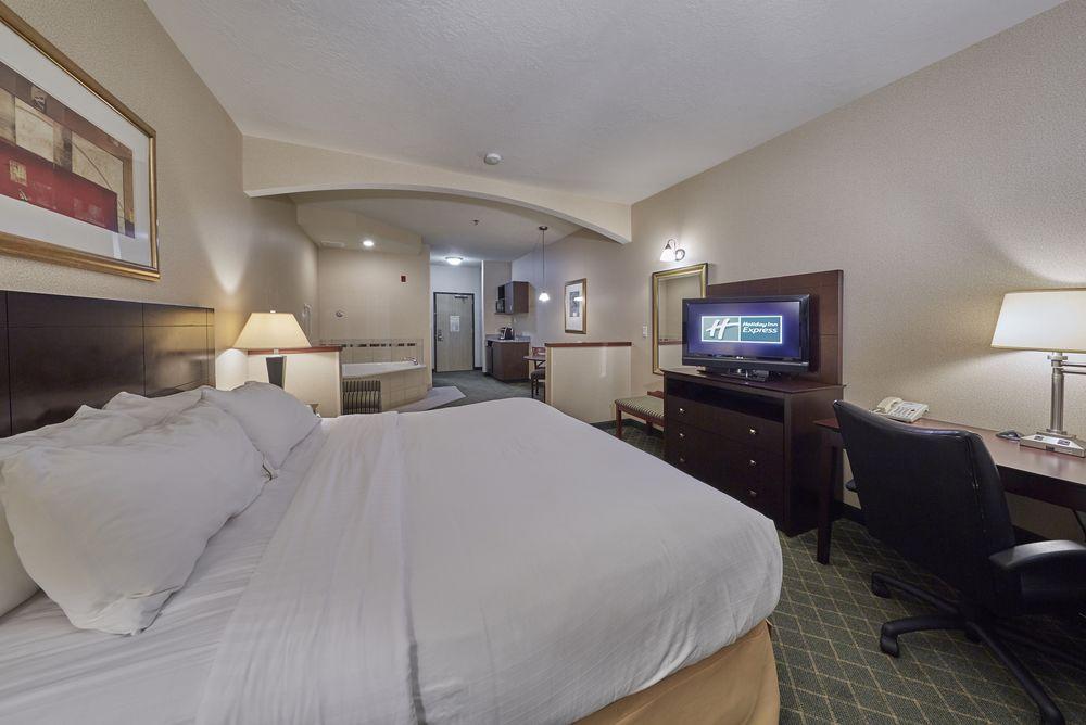 La Quinta Inn & Suites By Wyndham Springfield Ngoại thất bức ảnh