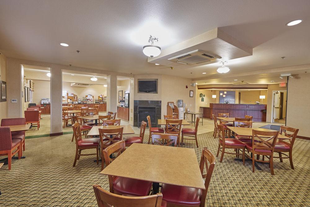 La Quinta Inn & Suites By Wyndham Springfield Ngoại thất bức ảnh