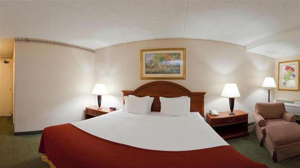 La Quinta Inn & Suites By Wyndham Springfield Ngoại thất bức ảnh
