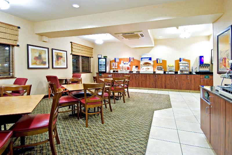 La Quinta Inn & Suites By Wyndham Springfield Ngoại thất bức ảnh